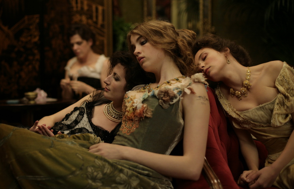 Фильм Дом терпимости (2011). Кадр N45701