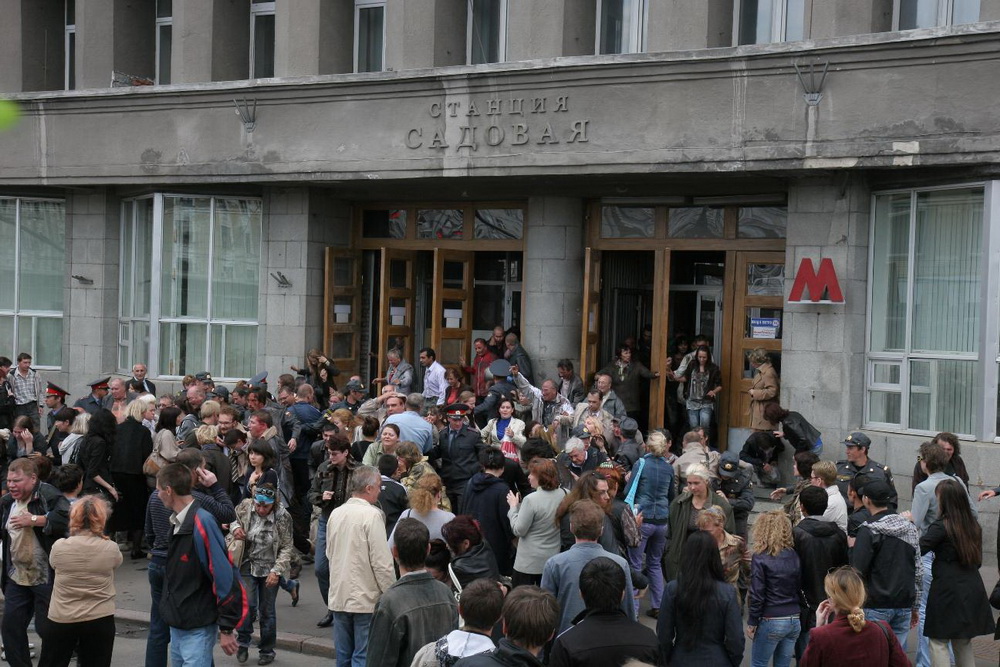 Фильм Метро (2012). Кадр N46522