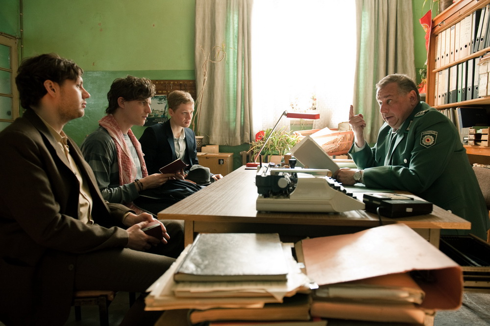 Фильм Я нормально супер гуд (2012). Кадр N47367