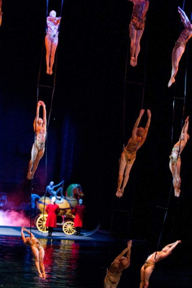 Cirque du Soleil: Сказочный мир в 3D: кадр N48248