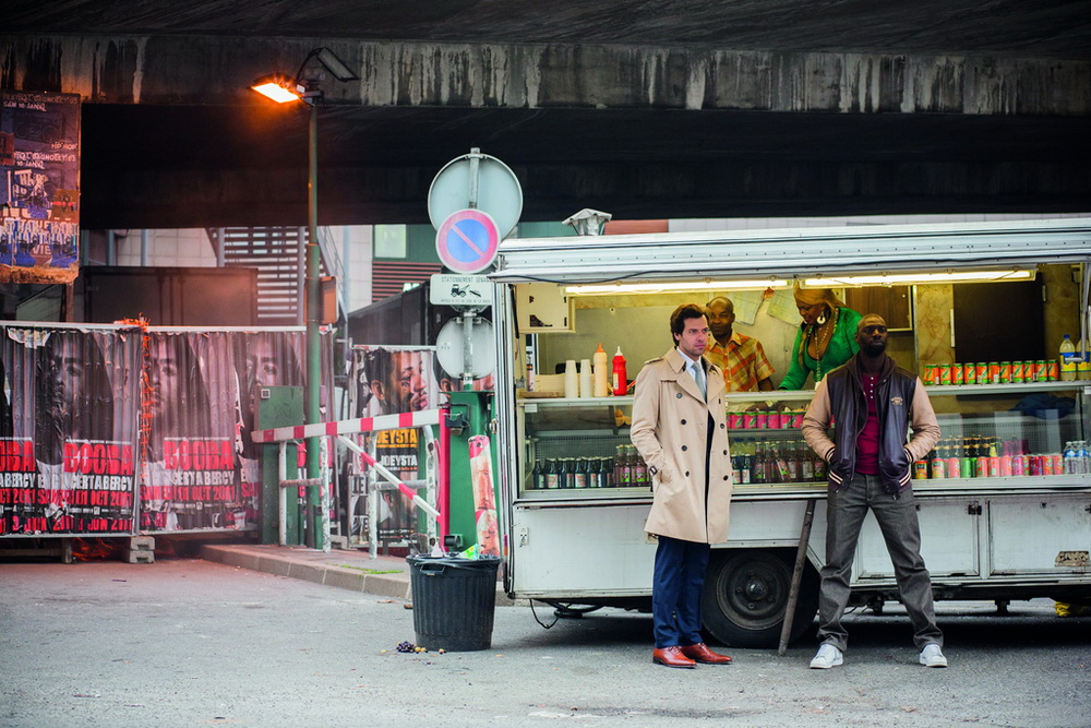 Фильм Шутки в сторону (2012). Кадр N55592