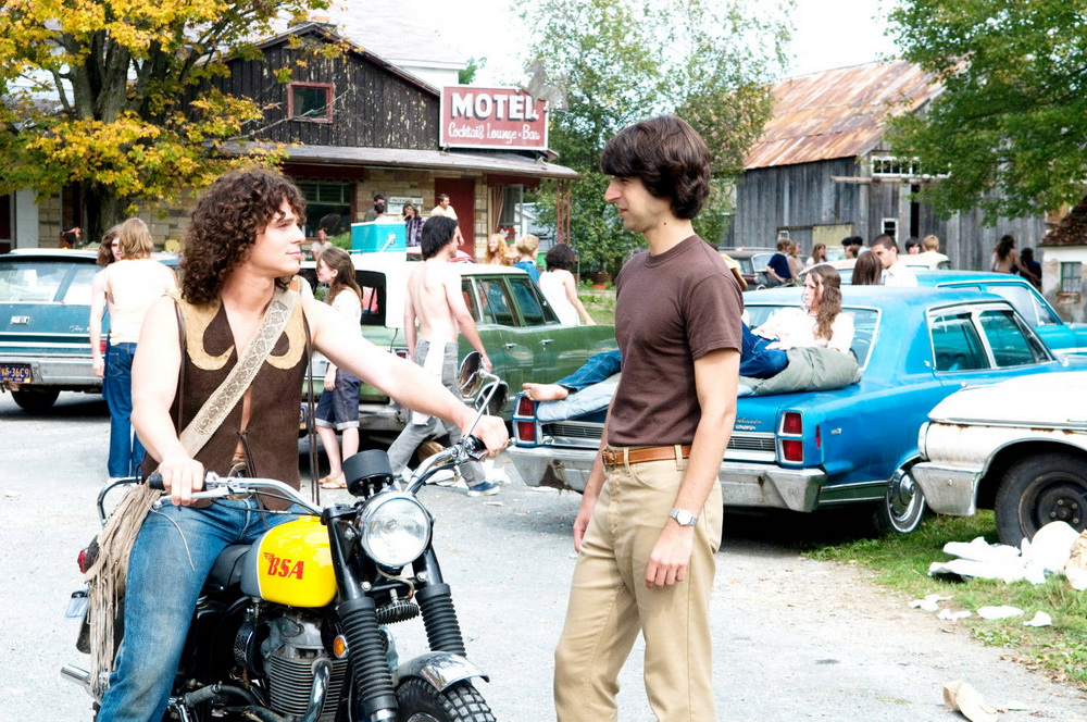 Фильм Штурмуя Вудсток (2009). Кадр N67772