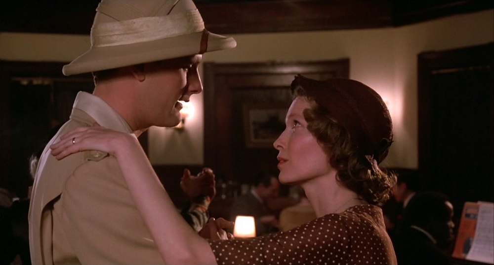 Фильм Пурпурная роза Каира (1985). Кадр N67810