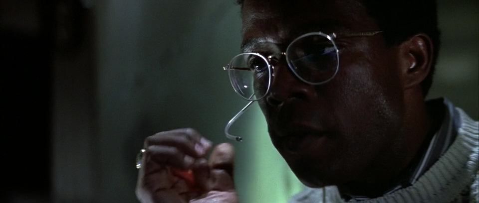 Фильм Крепкий орешек (1988). Кадр N70658