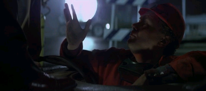 Фильм Крепкий орешек (1988). Кадр N70647