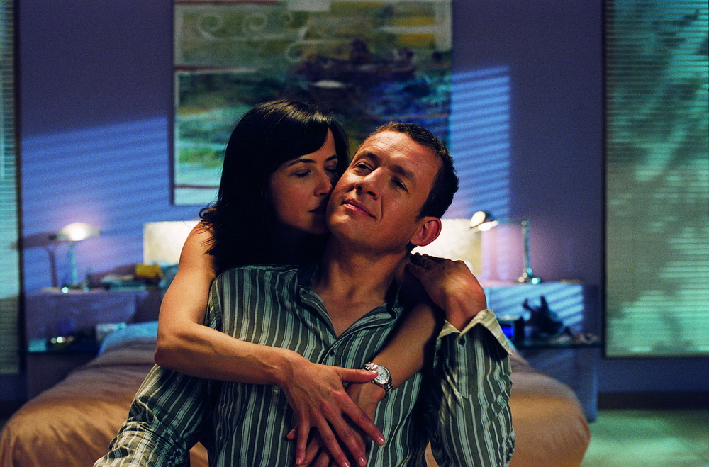 Фильм По ту сторону кровати (2008). Кадр N74306