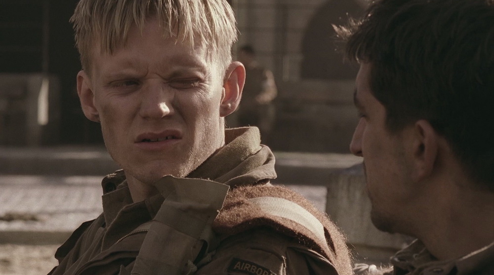 Сериал Братья по оружию (2001). Кадр N78509