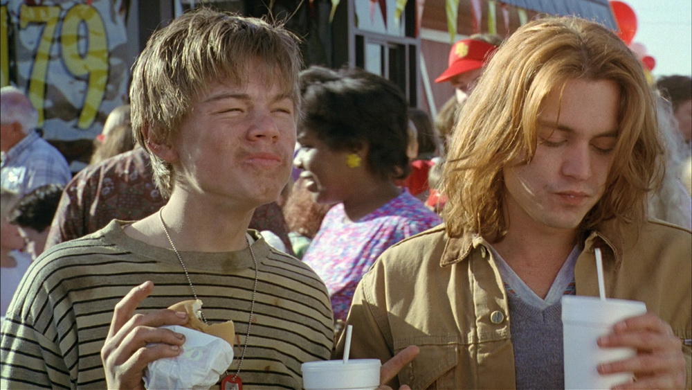 Фильм Что гложет Гилберта Грейпа? (1993). Кадр N79497