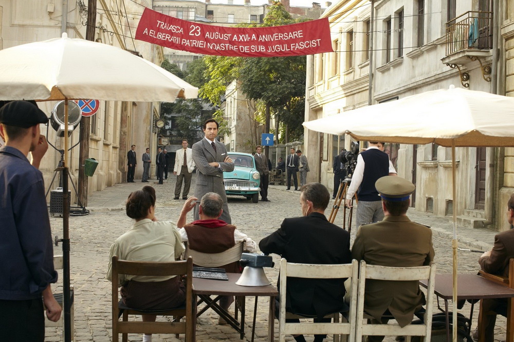 Фильм Ближе к Луне (2014). Кадр N83375