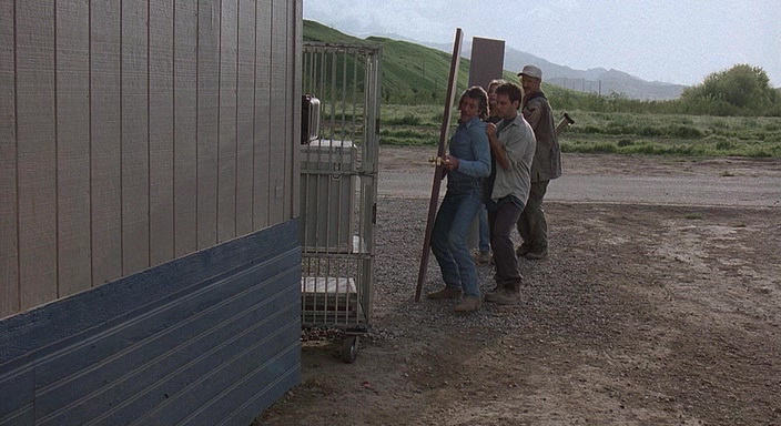 Фильм Дрожь земли 2: Повторный удар (1996). Кадр N83633