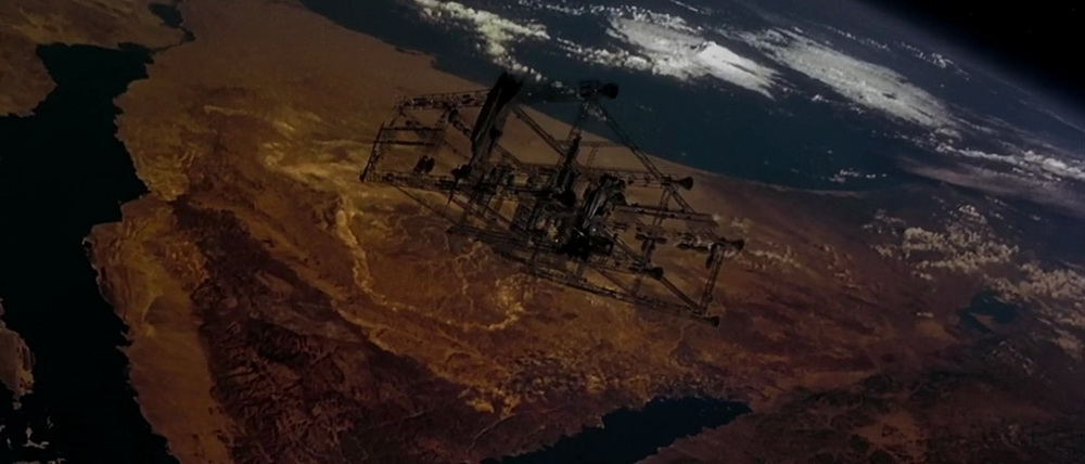 Фильм Сквозь горизонт (1997). Кадр N86922