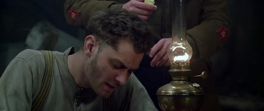 Фильм Враг у ворот (2001). Кадр N87446