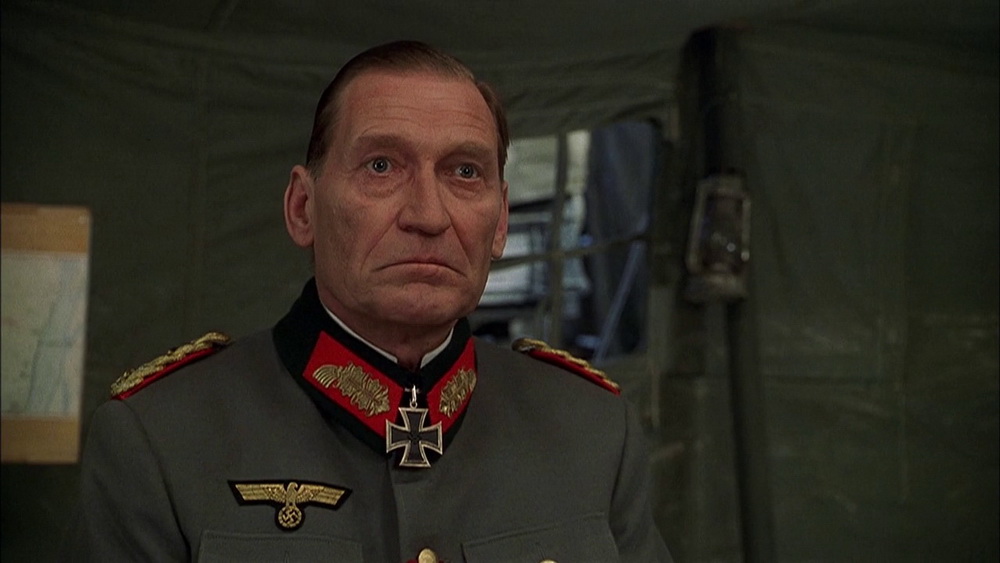 Фильм Враг у ворот (2001). Кадр N87450