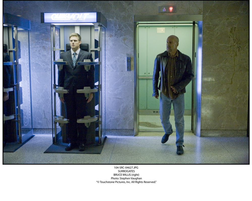 Фильм Суррогаты (2009). Кадр N25079